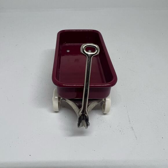 Radio Flyer wagon in EUC Barbie size 4” - Picture 8 of 8